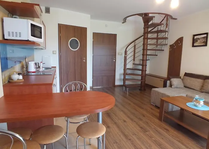 Hotel apartamentowy Laura - Nad Morzem 4*