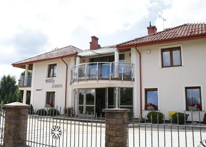 Laura - Nad Morzem Hotel apartamentowy