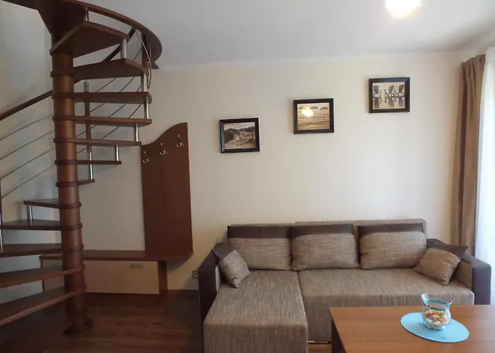 Hotel apartamentowy Laura - Nad Morzem Rowy (Pomerania)